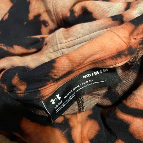 Under Amour Reverse Tye Dye Open Back Hoodie, Size M - Picture 11 of 11